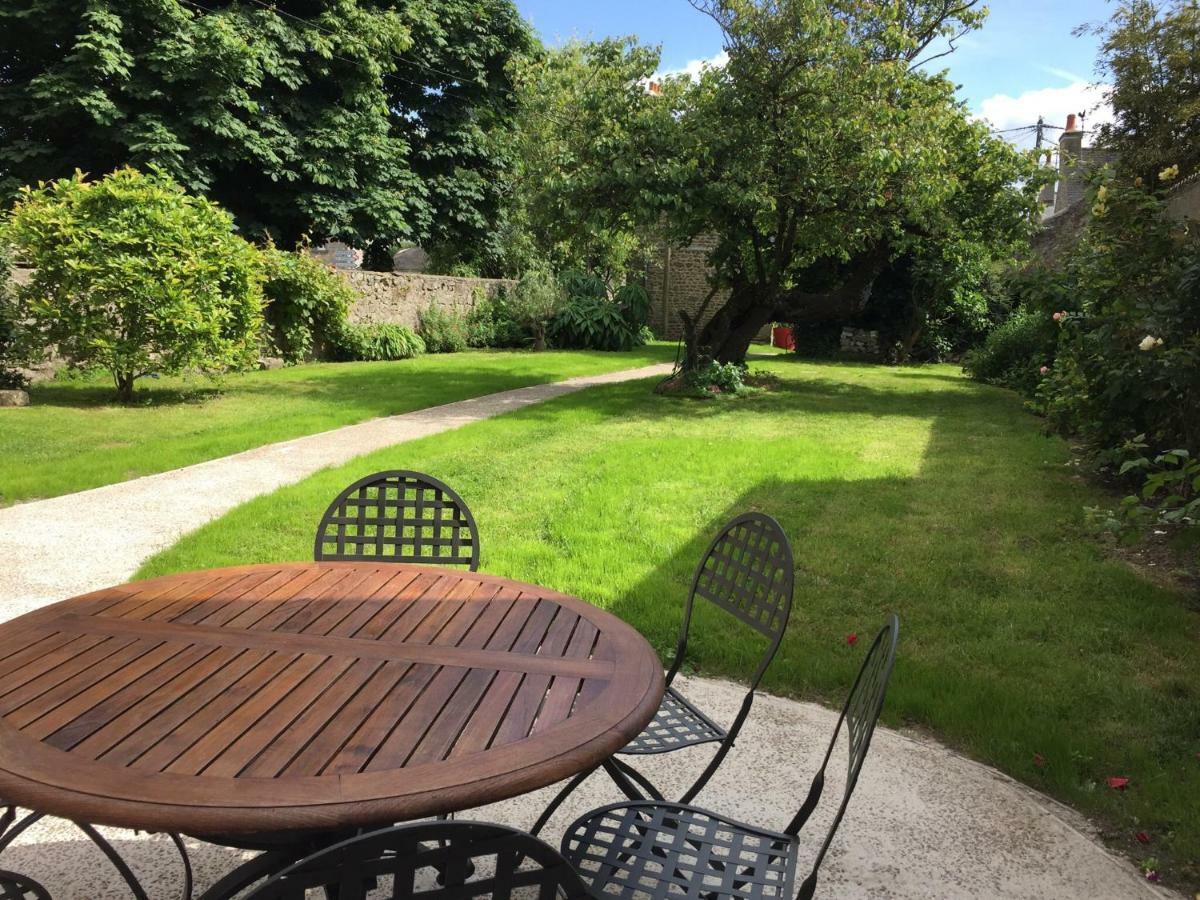 L'Ermitage Bed & Breakfast Saint-Vaast-la-Hougue Exterior photo